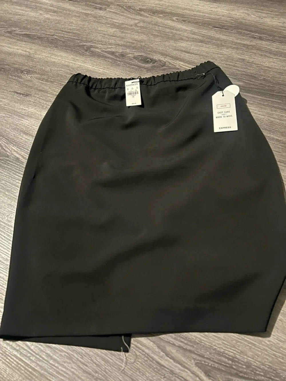 Express Black Elastic-Waist Pencil Skirt
